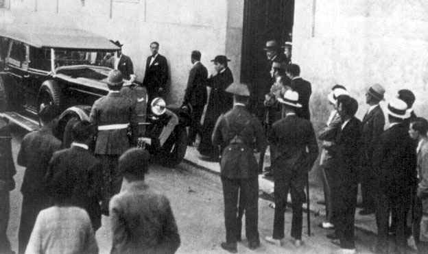 13 de junio de 1931 detenido y expulsado de España
