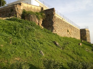 Restos de las murallas originales